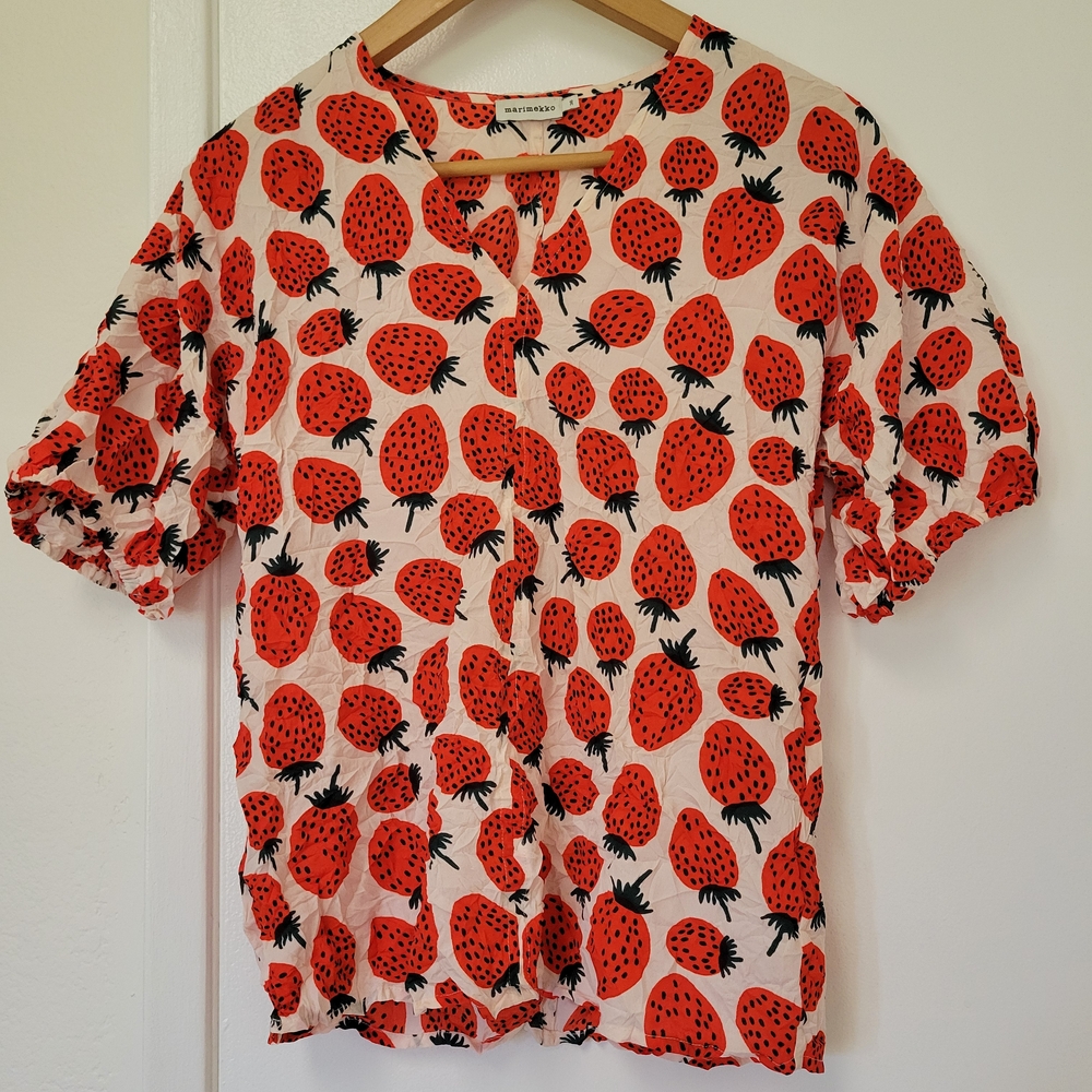Marimekko Lehtevä Mansikka - Picture 2 of 5